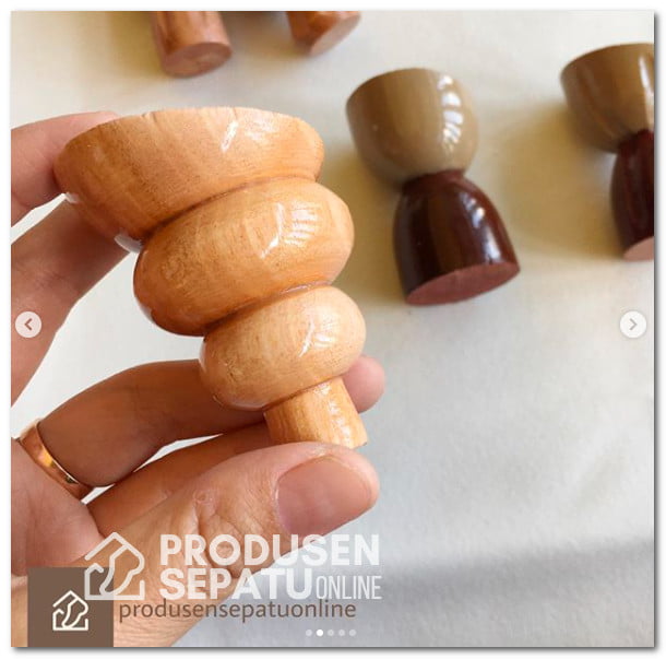 Sepatu Heels Wooden Keren