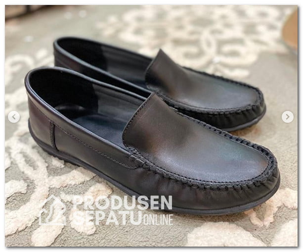 Sepatu Kerja Laki-laki