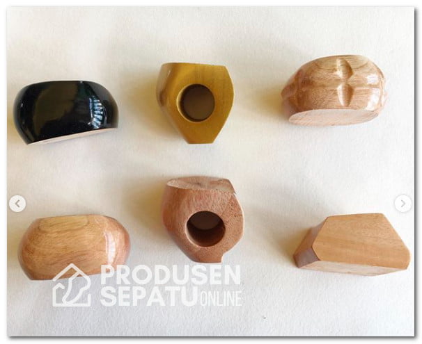 Variasi Tinggi dan Model Wooden Heels