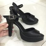 Sepatu Hak Cone Hitam