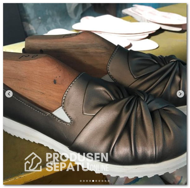 Sneakers Model Serut Rubber