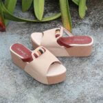 model sandal wanita yang lagi trend 2022